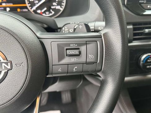 Used 2024 Nissan Pathfinder S AWD/4WD image 21