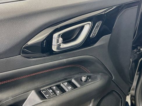 Used 2022 Jeep Compass Trailhawk w/ Trailhawk Elite Group image 18