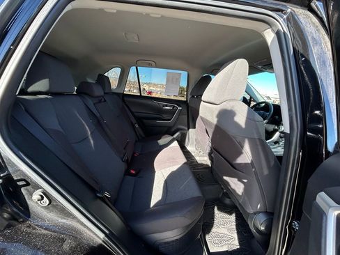 Used 2023 Toyota RAV4 AWD Hybrid image 30