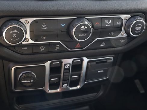 New 2026 Jeep Wrangler Sport image 25