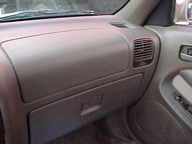 Used 1996 Toyota Camry LE w/ Elite Pkg FWD image 41