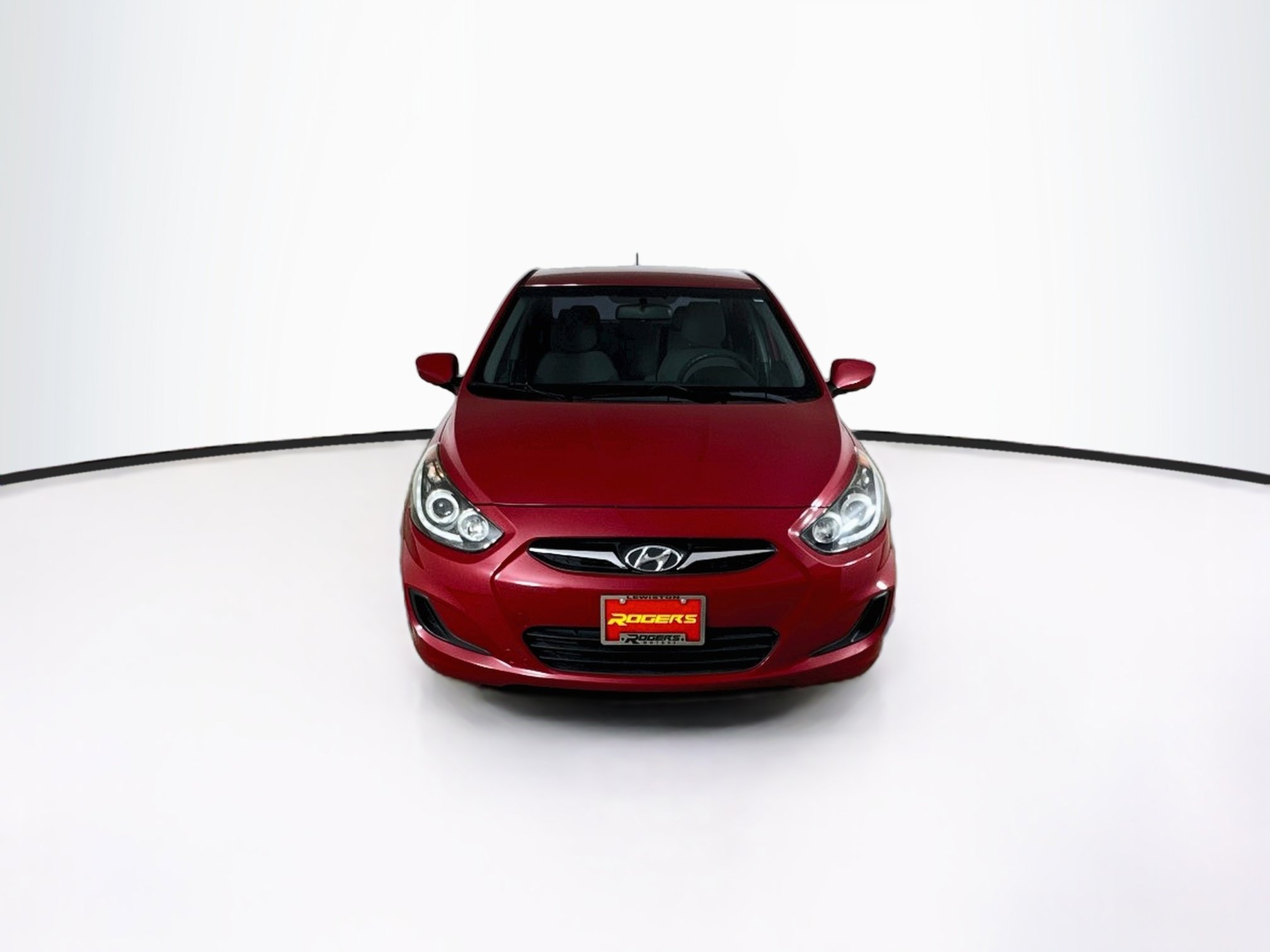 Used 2014 Hyundai Accent GLS FWD image 2