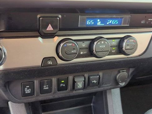 Used 2023 Toyota Tacoma SR5 RWD image 20