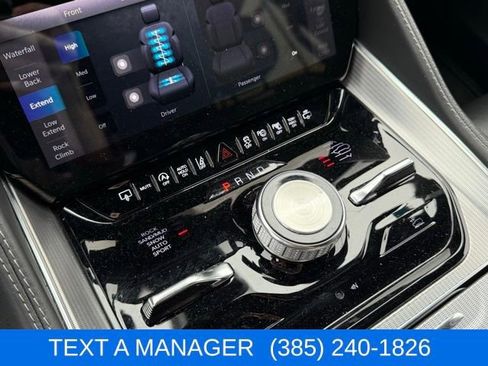 Used 2023 Jeep Grand Wagoneer L Series II w/ Premium Group II image 23