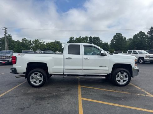 Used 2015 Chevrolet Silverado 2500 LTZ w/ LTZ Plus Package AWD/4WD image 5