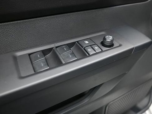 Used 2025 Toyota Tundra SR image 13