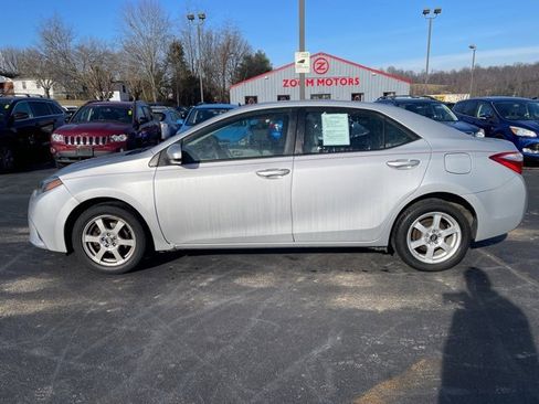 Used 2014 Toyota Corolla LE image 5