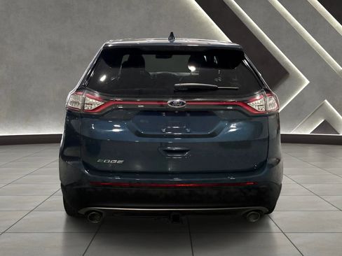 Used 2016 Ford Edge Titanium w/ Technology Package AWD/4WD image 4