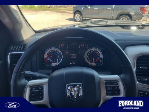 Used 2014 RAM 1500 Laramie AWD/4WD image 10