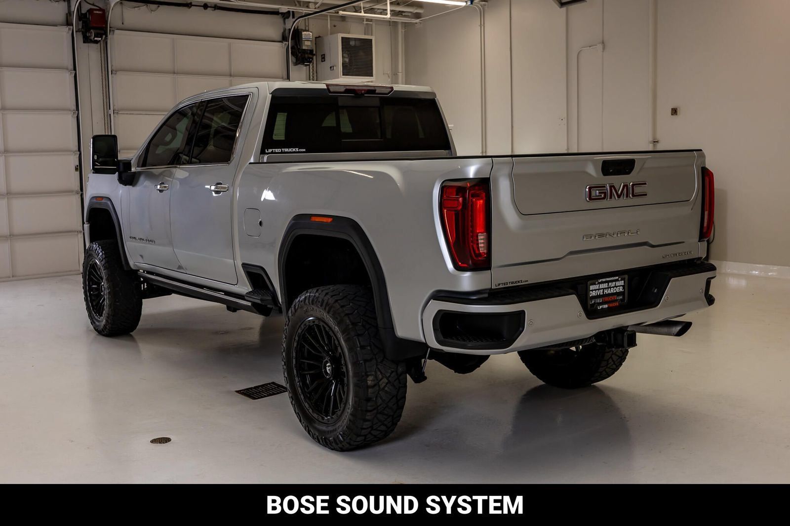 Used 2023 GMC Sierra 2500 Denali w/ Denali Ultimate Package AWD/4WD image 6