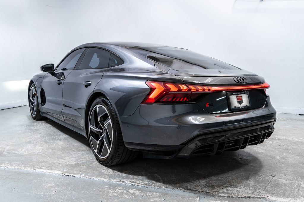 Used 2023 Audi RS e-tron GT w/ Carbon Performance Package AWD/4WD image 3