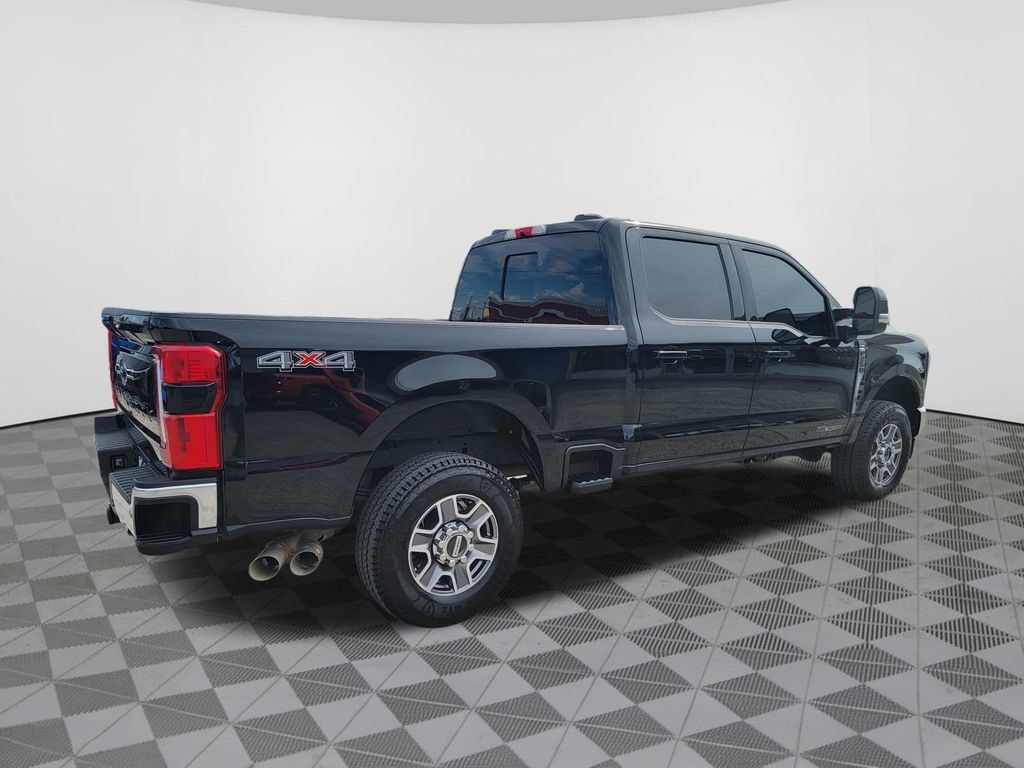 Used 2024 Ford F250 Lariat AWD/4WD image 8