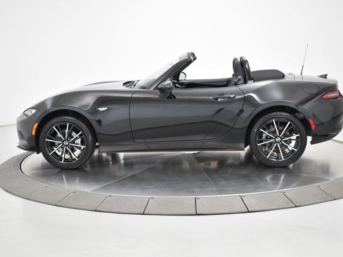 Certified 2025 MAZDA MX-5 Miata Grand Touring RWD image 18