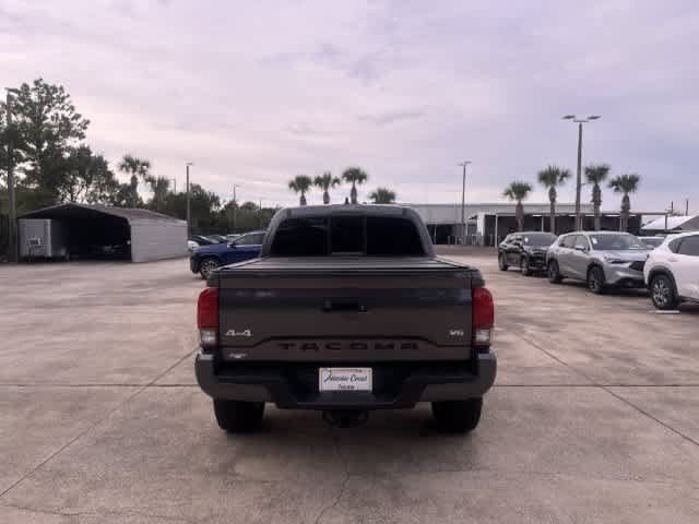 Used 2022 Toyota Tacoma SR AWD/4WD image 13