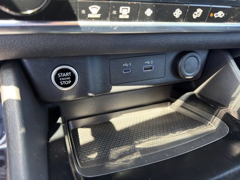 Used 2023 Nissan Rogue SV FWD image 28