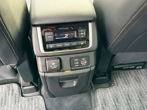Used 2023 Subaru Ascent Touring image 22
