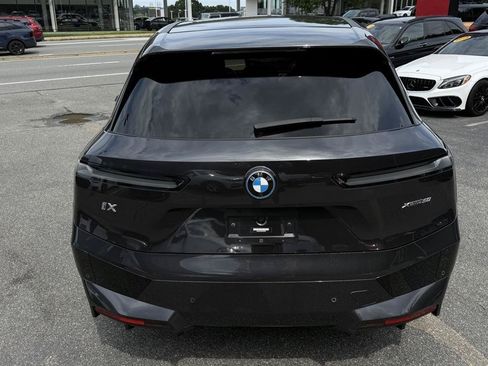 Used 2024 BMW iX xDrive50 w/ Premium Package AWD/4WD image 79