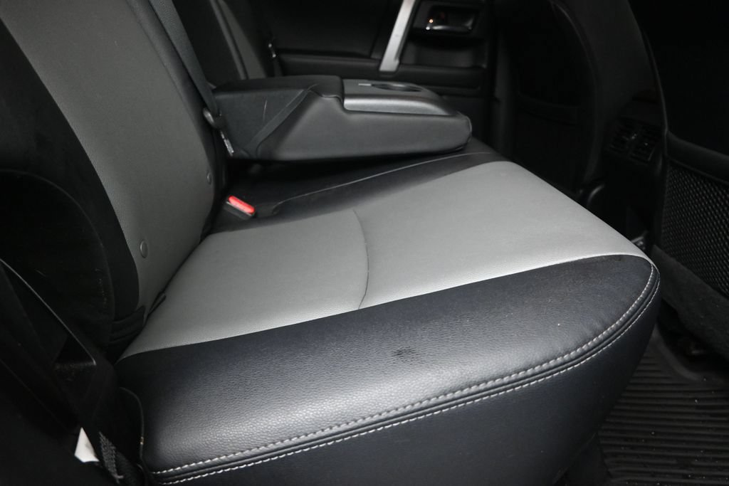 Used 2021 Toyota 4Runner SR5 Premium w/ Moonroof Package RWD image 22