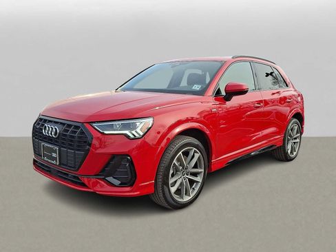 Used 2025 Audi Q3 2.0T Premium w/ Convenience Package image 1