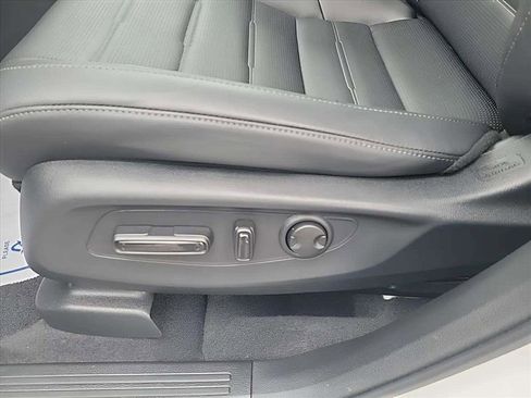 Used 2024 Honda CR-V EX-L image 16