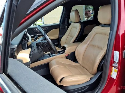 Used 2020 Lincoln Corsair Reserve w/ Equipment Group 202A AWD/4WD image 3