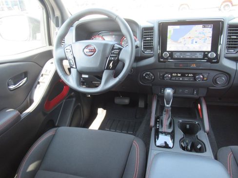 Used 2023 Nissan Frontier PRO-4X w/ Pro Convenience Package AWD/4WD image 15