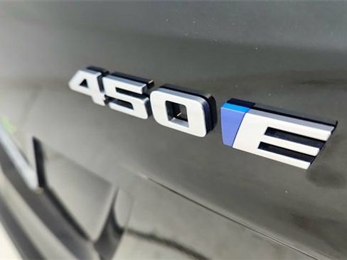 Used 2025 Cadillac Lyriq Sport image 18