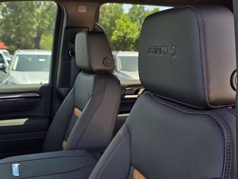New 2026 GMC Sierra 2500 AT4 w/ AT4 Premium Plus Package AWD/4WD image 20
