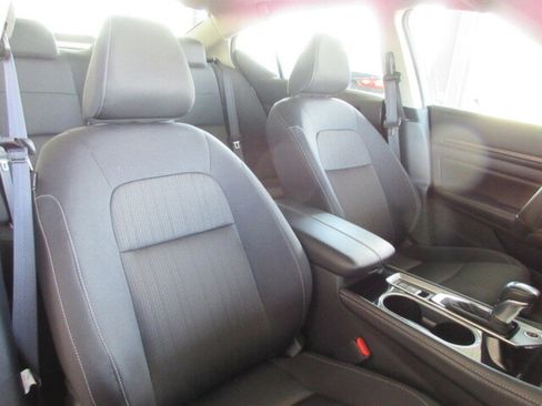 Used 2024 Nissan Altima 2.5 SV w/ SV Premium Package image 26