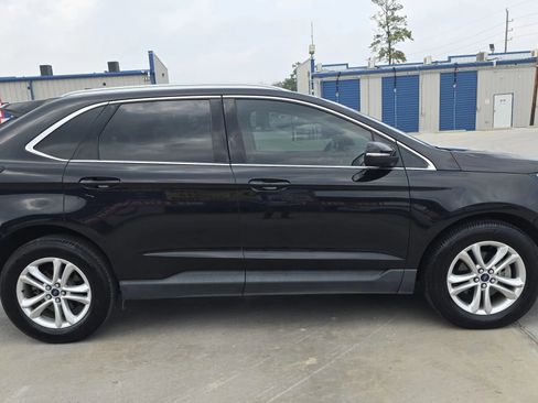 Used 2019 Ford Edge SEL w/ Equipment Group 201A FWD image 9