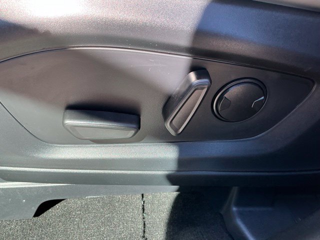 New 2026 Ford Explorer Active w/ Active Comfort Package AWD/4WD image 18