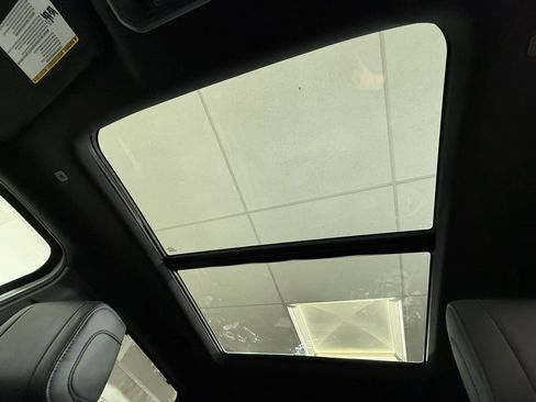 New 2026 Toyota Tundra Platinum AWD/4WD image 17
