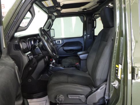 Used 2021 Jeep Wrangler Unlimited Sport image 10