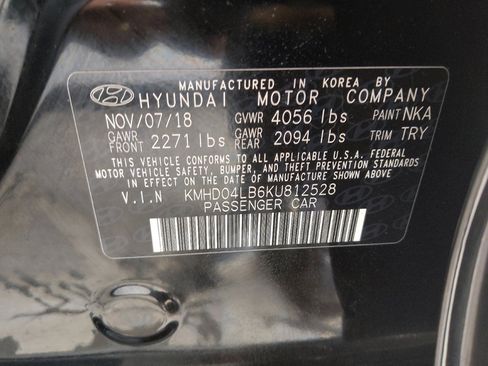 Used 2019 Hyundai Elantra Sport w/ Cargo Package FWD image 33