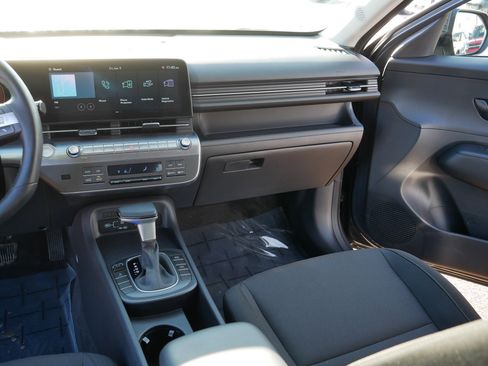 Certified 2025 Hyundai Kona SEL image 22