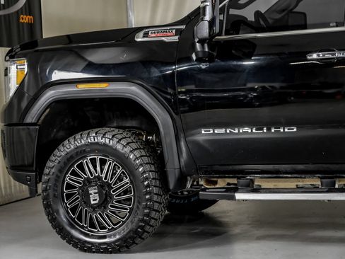 Used 2023 GMC Sierra 3500 Denali w/ Technology Package AWD/4WD image 13