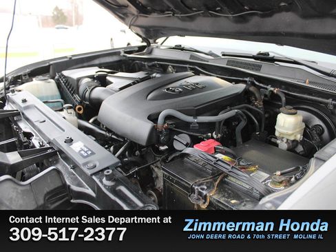 Used 2017 Toyota Tacoma SR5 w/ Tow Package image 21