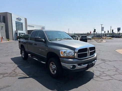 Used 2006 Dodge Ram 2500 Truck SLT w/ Trailer Tow Group AWD/4WD image 1