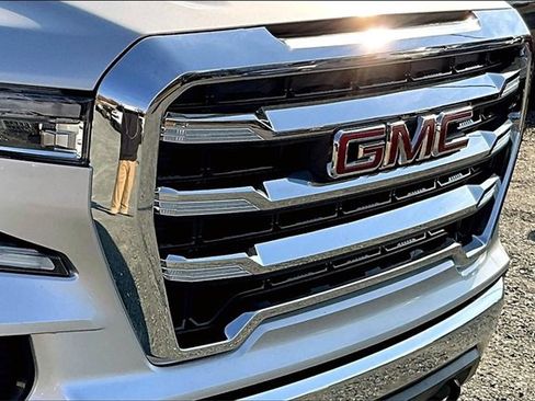 Used 2019 GMC Sierra 1500 SLE image 29