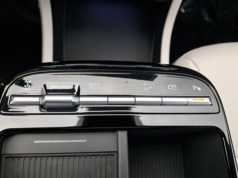 New 2026 Hyundai Tucson Limited image 28