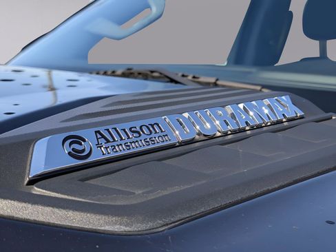 Used 2024 Chevrolet Silverado 2500 LT image 30