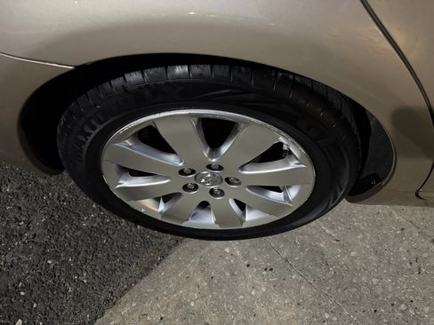 Used 2007 Toyota Avalon XLS image 5