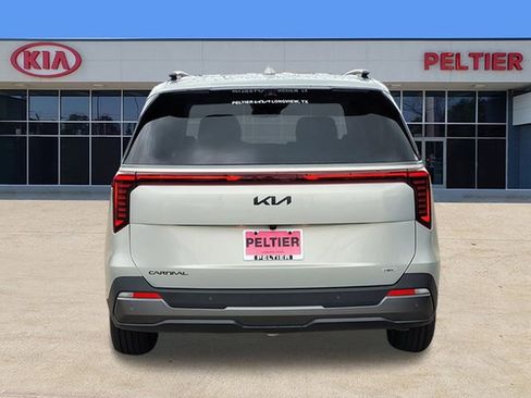 New 2026 Kia Carnival SX Prestige FWD image 4