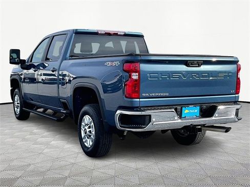 Used 2024 Chevrolet Silverado 2500 LT w/ Safety Package image 4