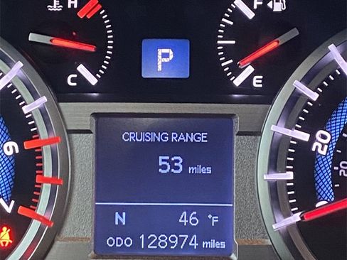 Used 2015 Toyota 4Runner Limited image 17