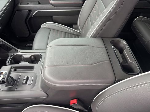 Used 2025 GMC Sierra 1500 AT4X image 50