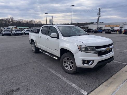 Used 2015 Chevrolet Colorado LT w/ LT Convenience Package image 4
