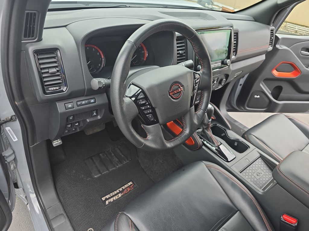 Used 2023 Nissan Frontier PRO-4X w/ Pro-4X Premium Package AWD/4WD image 18