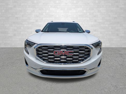 Used 2019 GMC Terrain Denali w/ Advanced Safety Package FWD image 6