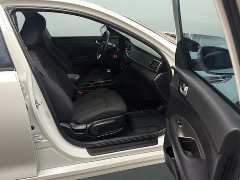 Used 2016 Kia Optima LX FWD image 21
